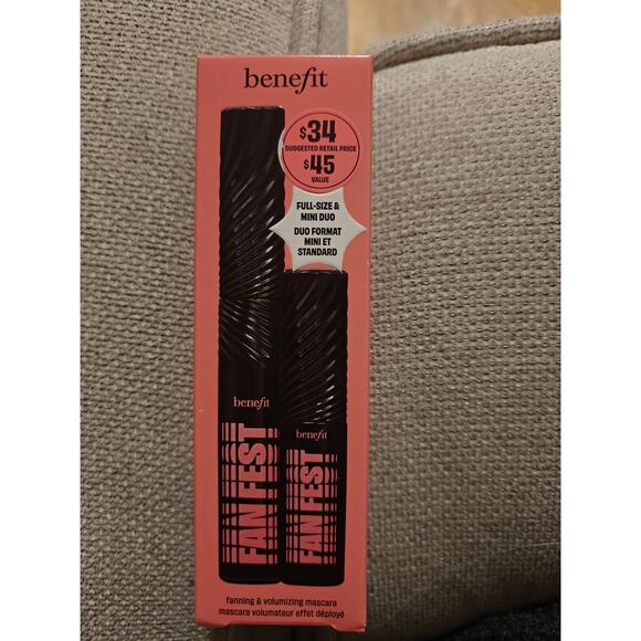 Benefit Fan Fest Fanning & Volumizing Mascara Gift Set - Picture 3 of 4